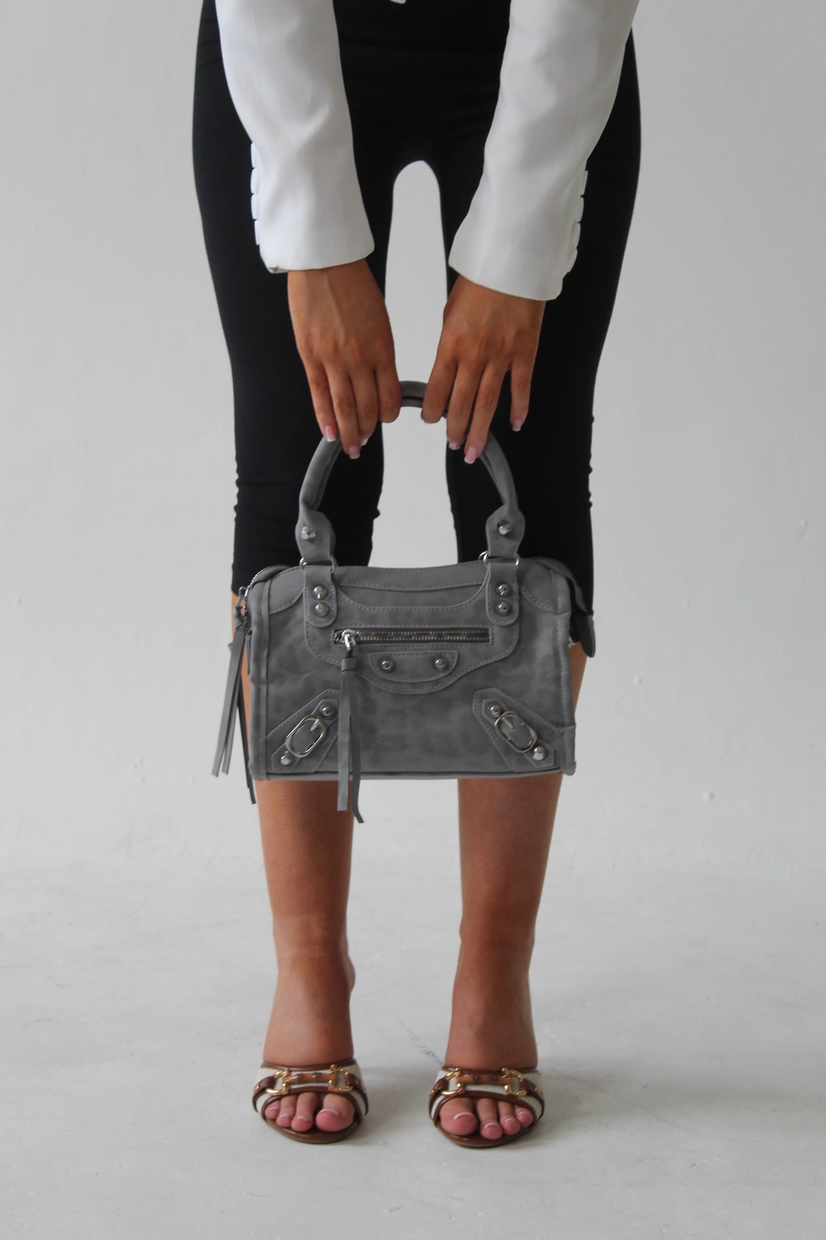 GREY LEOPARD